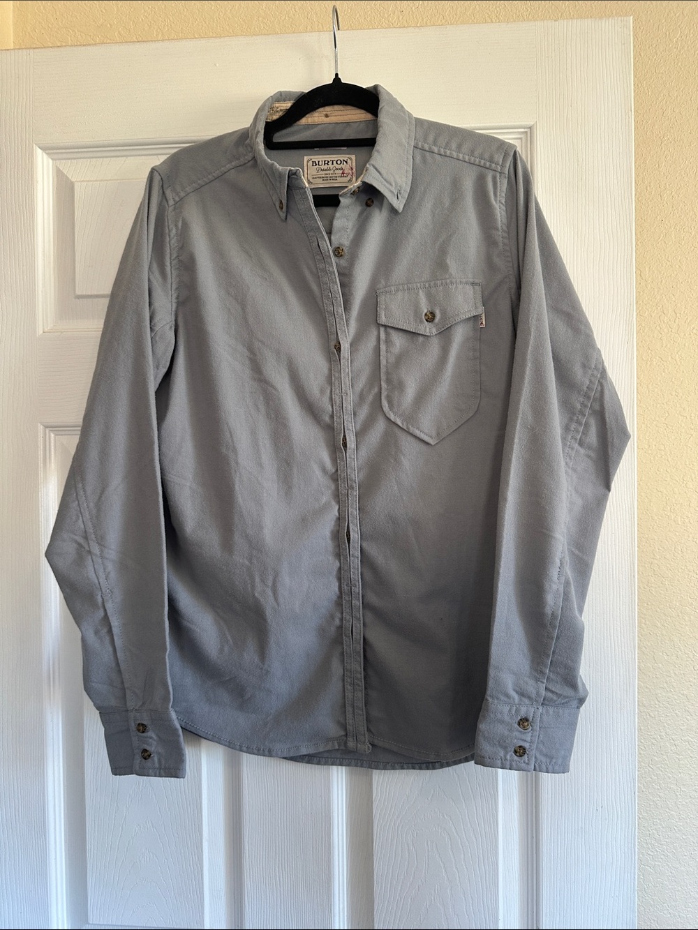 Burton Gray Long-Sleeve Button-Down Shirt